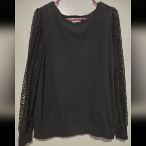 Decorative Long Sleeve Blouse (Woman's Large)